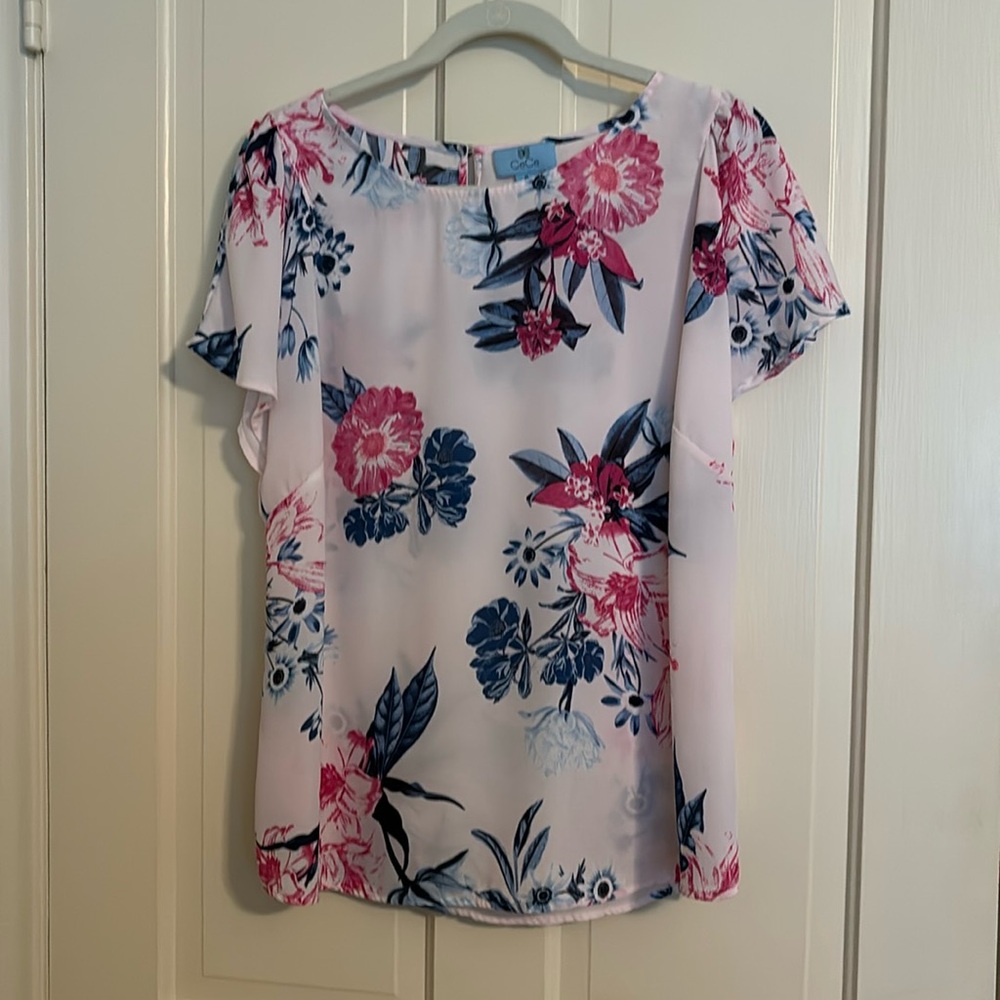 Vince Camuto tulip sleeve top; XL